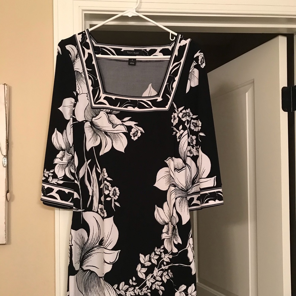 White House Black Market knee length dress